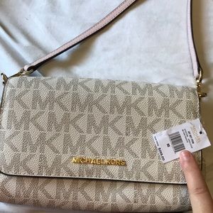 Brand new Mk purse